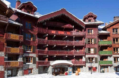 Superbe 6 Personnes Ski-in Ski-out Arc 1950 Apartment *